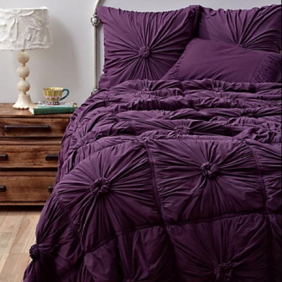 Anthropologie Other - Anthropologie lazybones purple rosette quilt queen